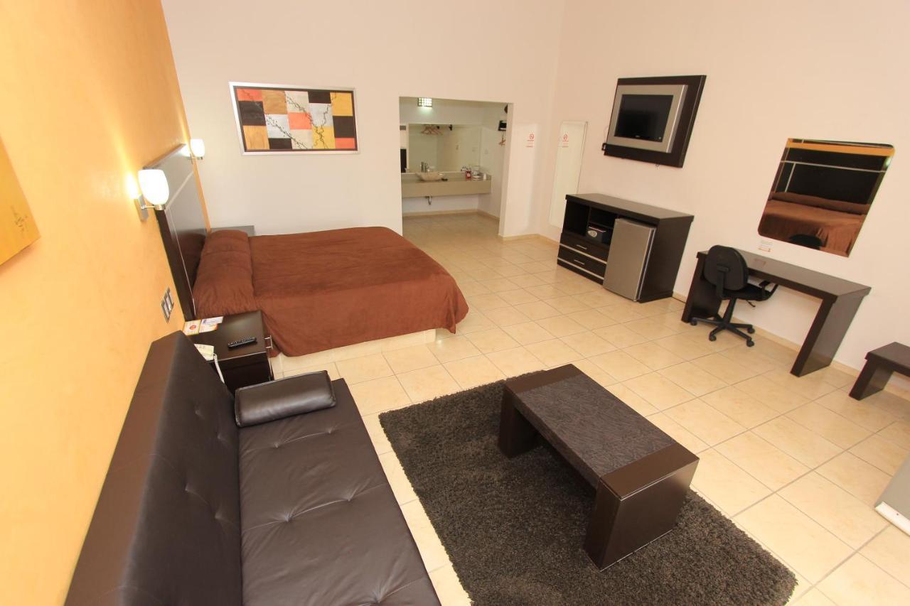 Hotel 5 inn Silao Exterior foto
